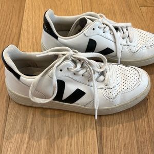 Veja Sneakers